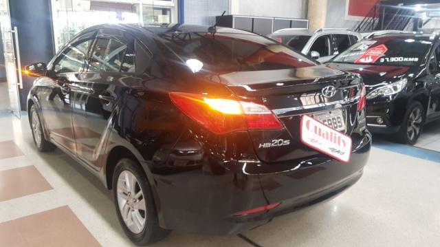 HYUNDAI HB20S 1.6 PREMIUM 16V - Foto 9