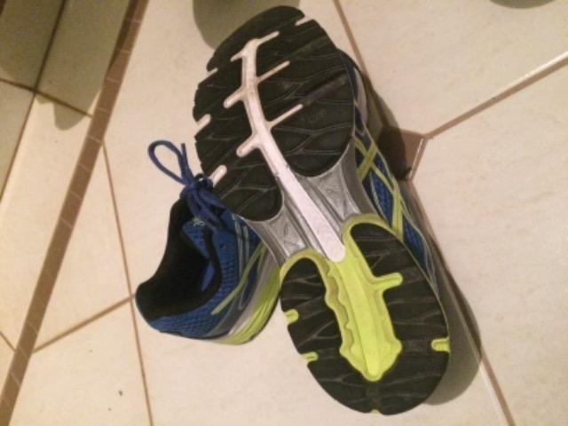 Tênis Asics Gel Titan n. 38 - Foto 2