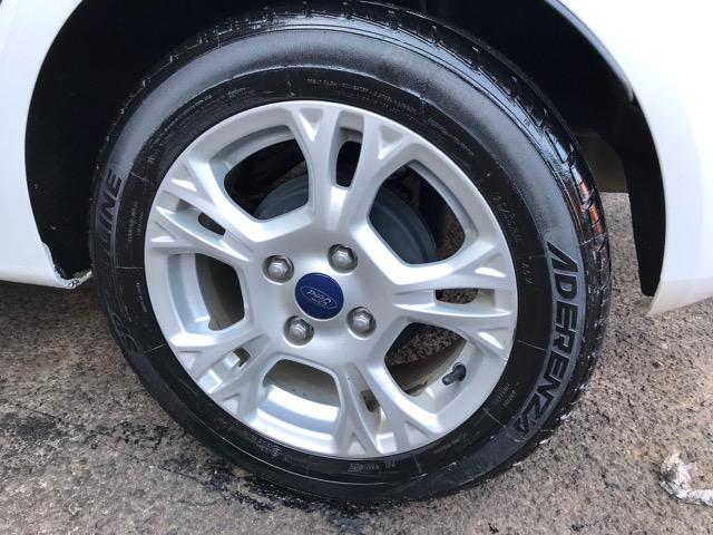 Ford New Fiesta 2014 Branco 1.5 SE - Foto 10