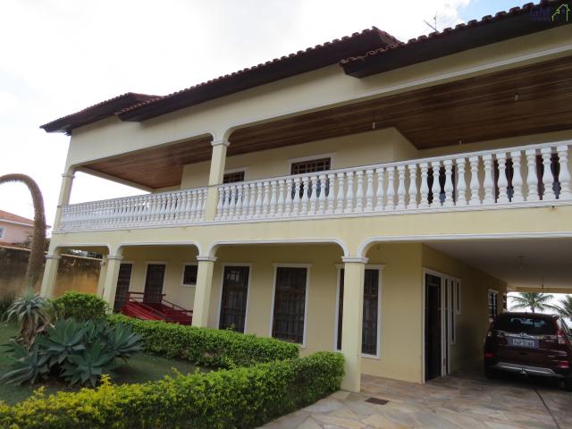 Casa a venda / condomínio vivendas bela vista / 5 quartos / churrasqueira / piscina / gran