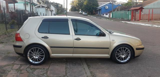 VW golf 1.6 Completo com rodas aro 17 ano 2001 - Foto 12