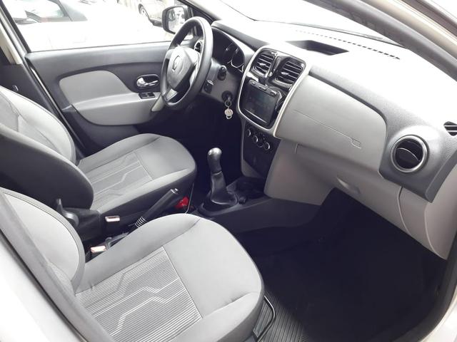 Renault 2013/2014 logan 1.6 expression Flex completo prata impecável confira - Foto 10