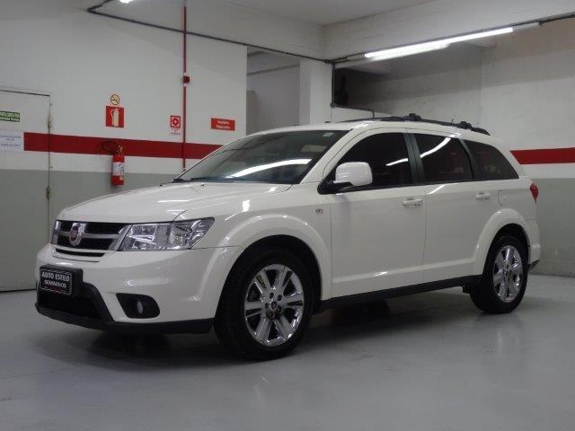 FIAT FREEMONT 2014/2014 2.4 PRECISION 16V GASOLINA 4P AUTOMÁTICO