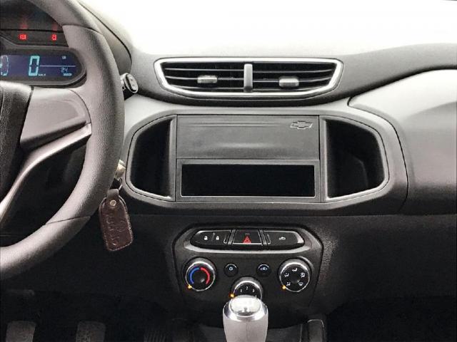 ONIX ONIX HATCH LT 1.0 8V FlexPower 5p Mec. - Foto 12