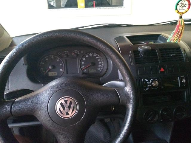 Volkswagen Polo sedan 1.6 2005 - Foto 4