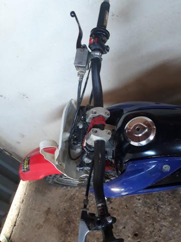Vendo Bros com parte de cima do motor da Xr200
