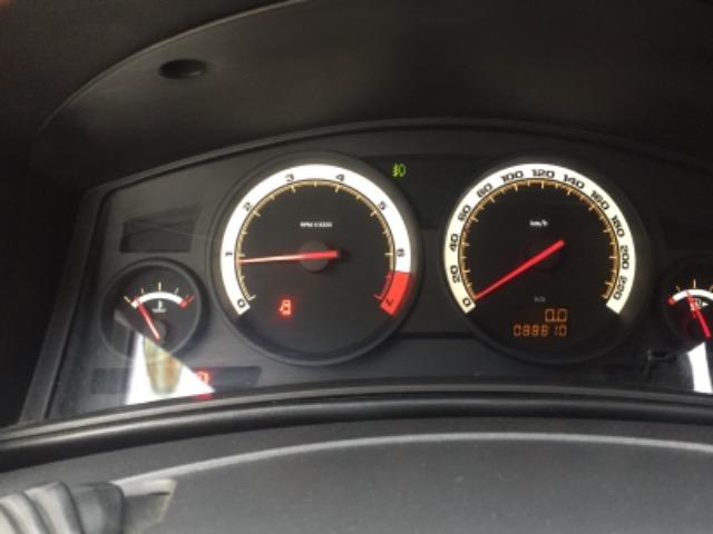 Vendo vectra expression 2010 Automático - Foto 5