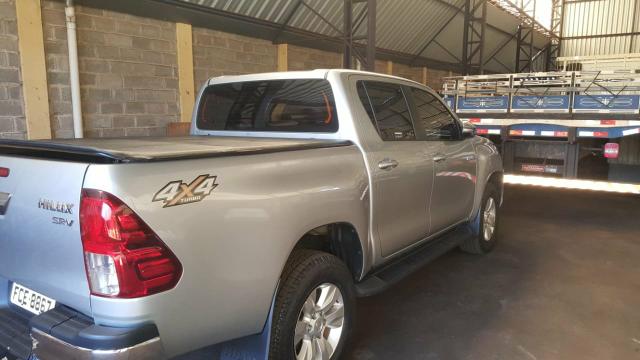 TOYOTA HILUX CD SRV 4X4 2.8 TDI DIESEL AUT. 2016 