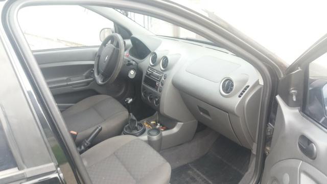 Ford Fiesta - Foto 2