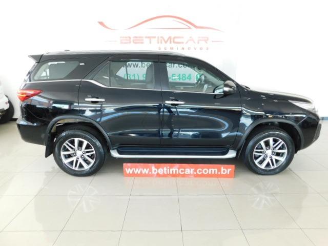 Toyota Hilux SW4 SRV 2.8 Diesel - Foto 2
