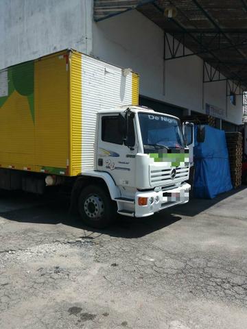 Mb 1720 truck bau 8 metros plataforma ano 2004