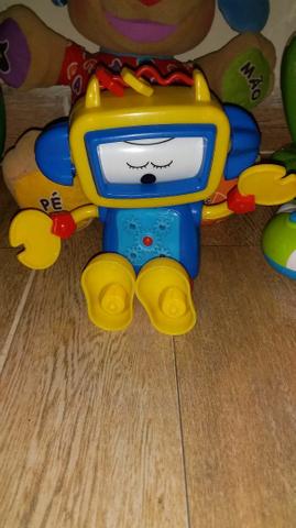 Vendo brinquedos bem conservados