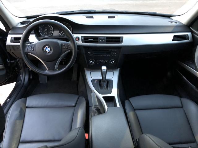 BMW 320i 2010/2011 - Foto 9