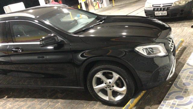 Vendo Mercedes Benz Gla 200 advance 2018 blindada - Foto 2