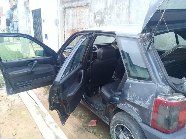 Vende-se um carro Fiat tipo para retirada ou bota pra roda - Foto 4