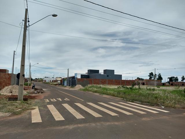 Terreno 14x20 de esquina no Nova Califórnia, próximo ao shopping! - Foto 4