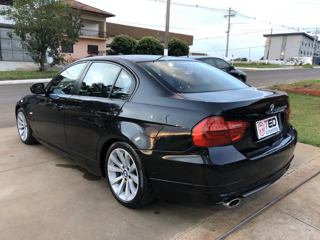 BMW 320i 2010/2011 - Foto 6