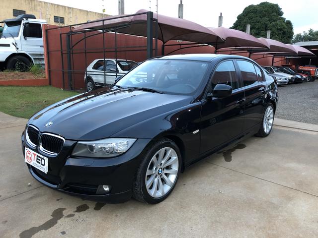 BMW 320i 2010/2011 - Foto 4