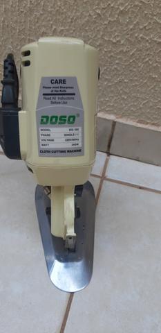 Vendo:Cortador de tecidos 220 volts - Foto 2