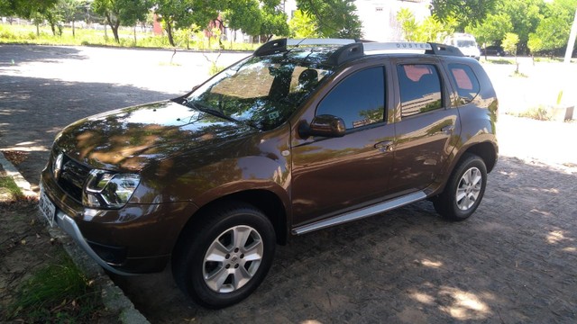 RENAULT DUSTER 2016