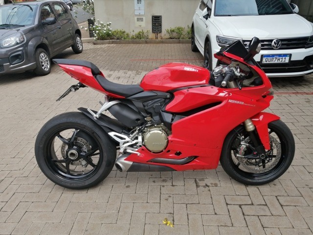 DUCATI SUPERBIKE PANIGALE 1299 ABS VERMELHA 2016 APENAS 6.383
