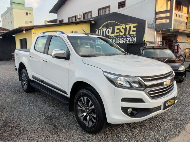 VENDO OU TROCO S10 LTZ 2.8 TURBO DIESEL 4X4