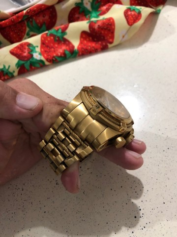 invicta bolt zeus banhado a ouro