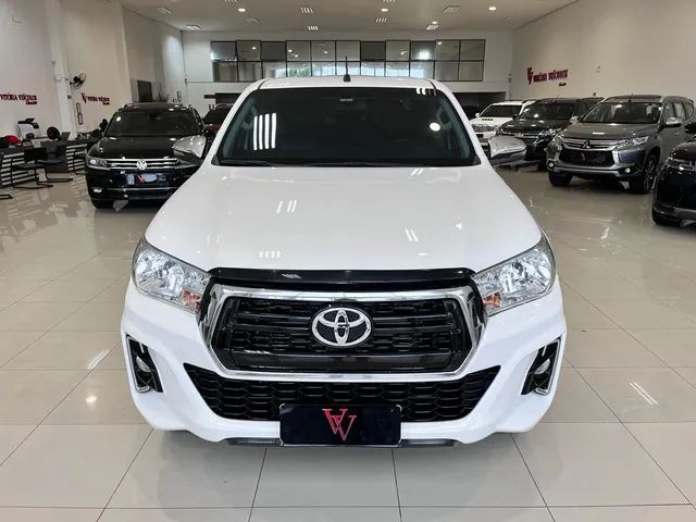 Toyota Hilux CD SR 4x4 2.8 TDI Diesel Aut. 2019 Diesel - Foto 2