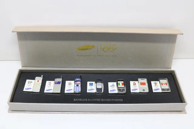 Vintage Pin Coleção Exclusiva e Rara Samsung Olimplic Games Phones