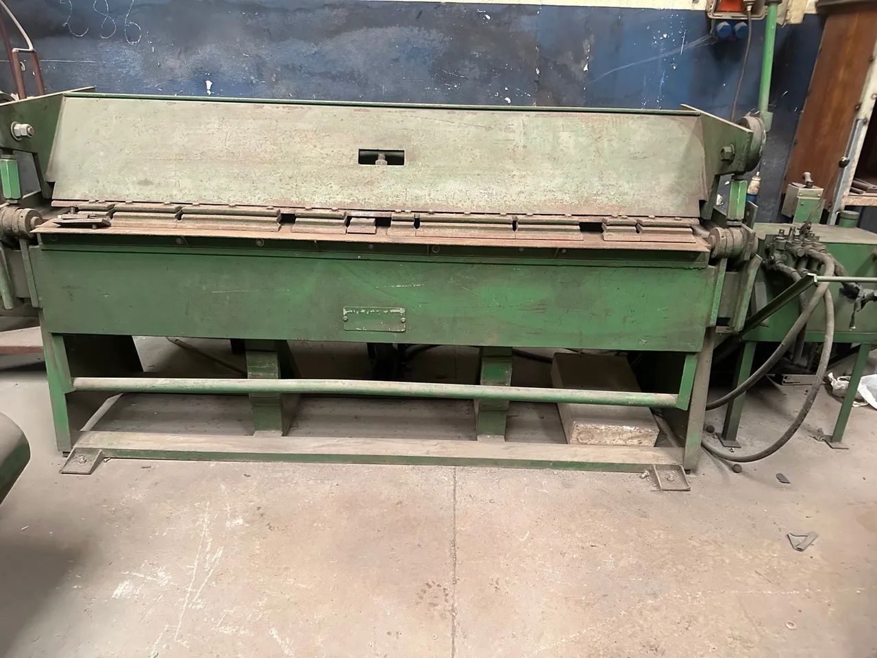 Dobradeira de chapa Imag mecanizada 2000mm para chapa 2,25mm. - Foto 3