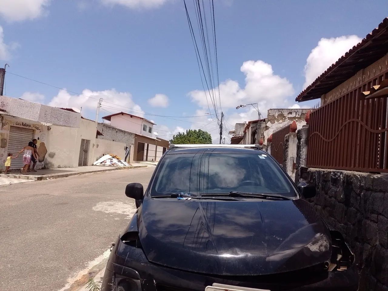 VENDO COM URGÊNCIA! TIDA( NISSAN), CARRO P/CONSERTAR O MOTOR. VALOR : 6,500 . BAIXEI .. - Foto 2