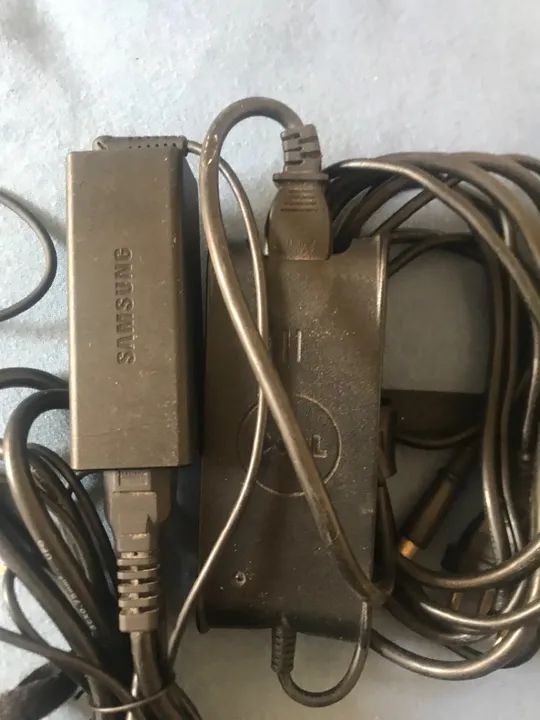 Various original used laptop power adapters64341174037379122