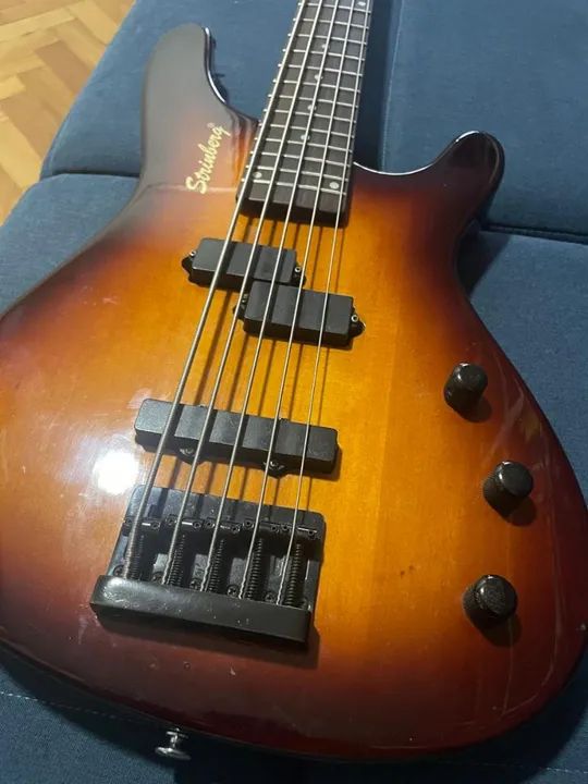 Baixo Strinberg com captadores EMG - Foto 5