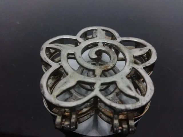 Medalhao porta objetos Anos 80 - Foto 3