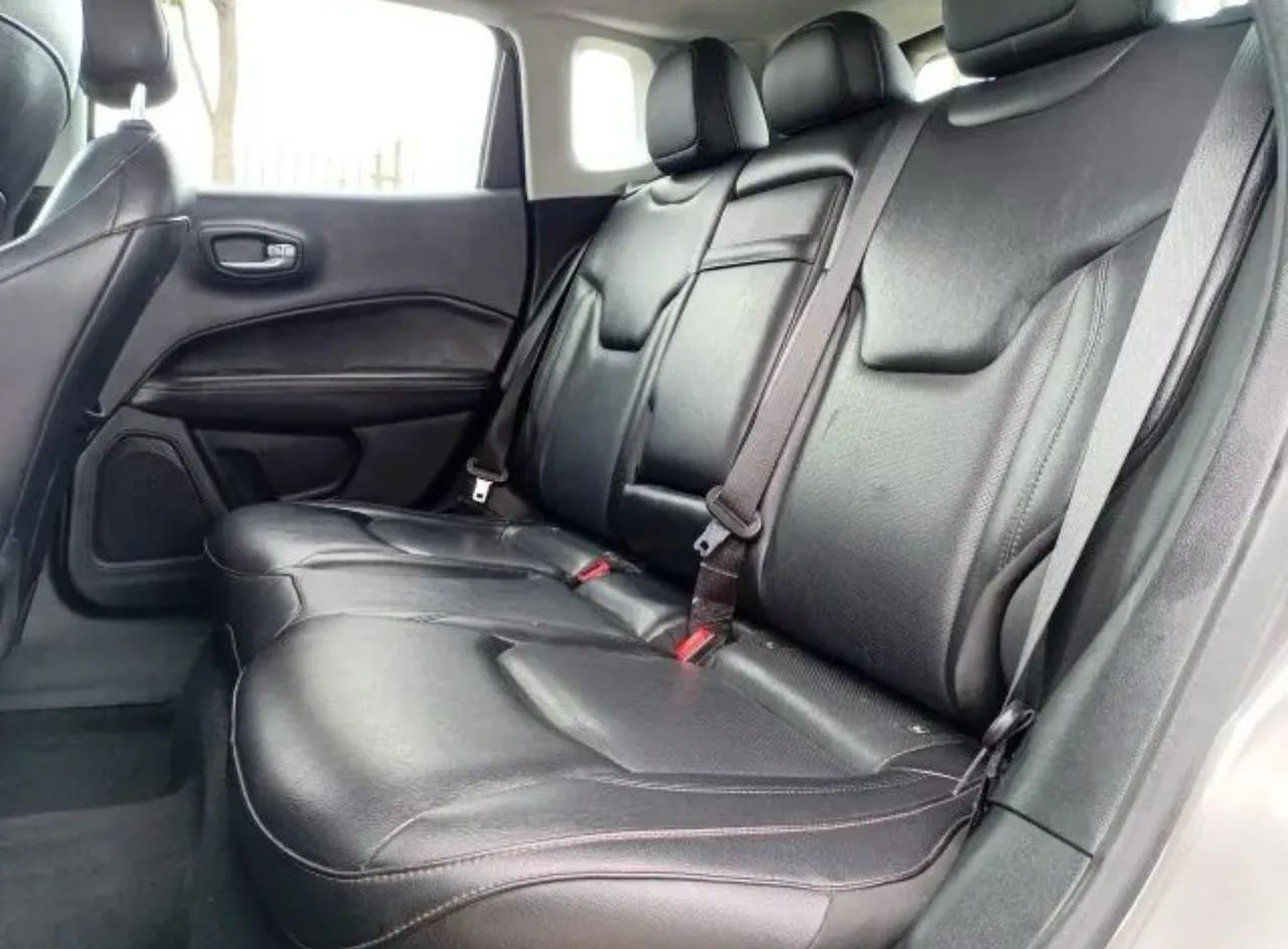 COMPASS 2019  Longitude 4X4 Diesel 59.000 KM apenas R$103.000,00 no Pix  - Foto 2