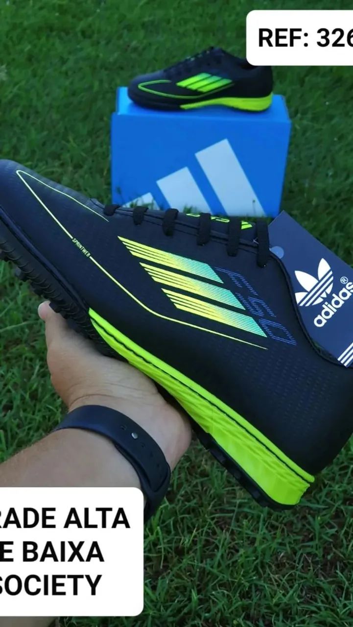 Chuteiras Adidas Futsal - Tamanho 40 - Novas