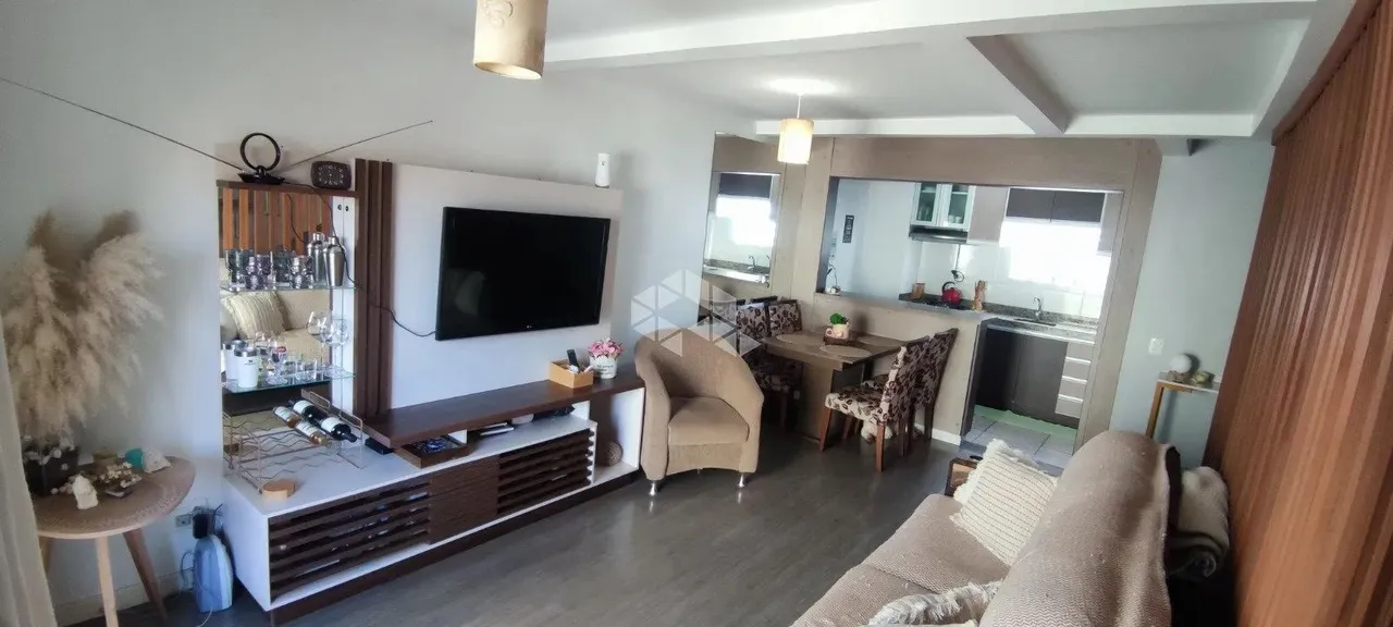 SOBRADO TRIPLEX TOTALMENTE MOBILIADO