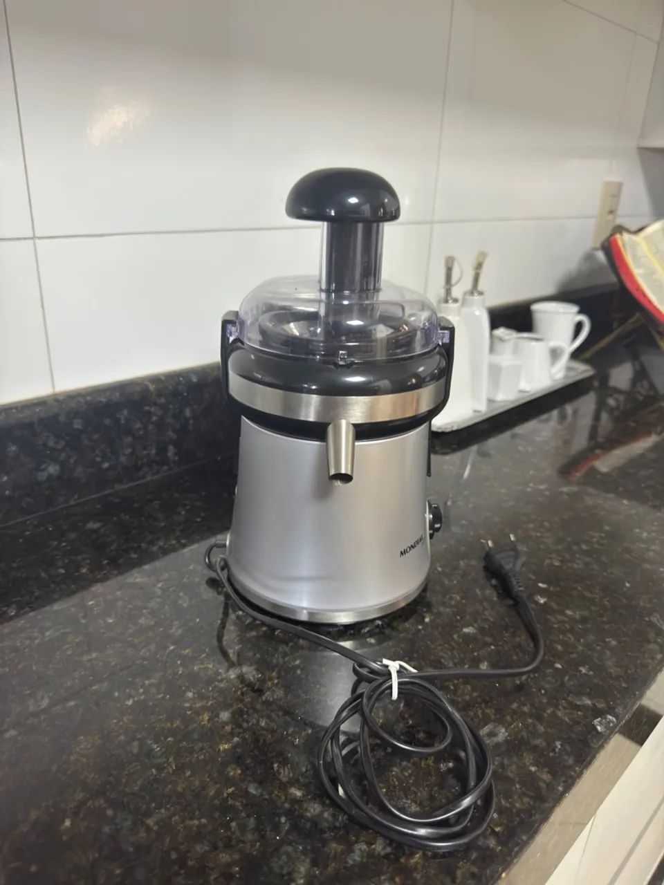 Centrífuga de alimentos Mondial juicer - Foto 2