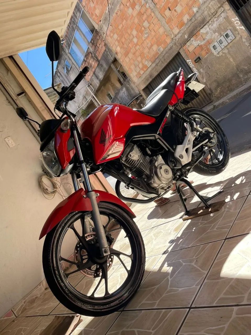 Vendo ou troco por carro - Foto 4