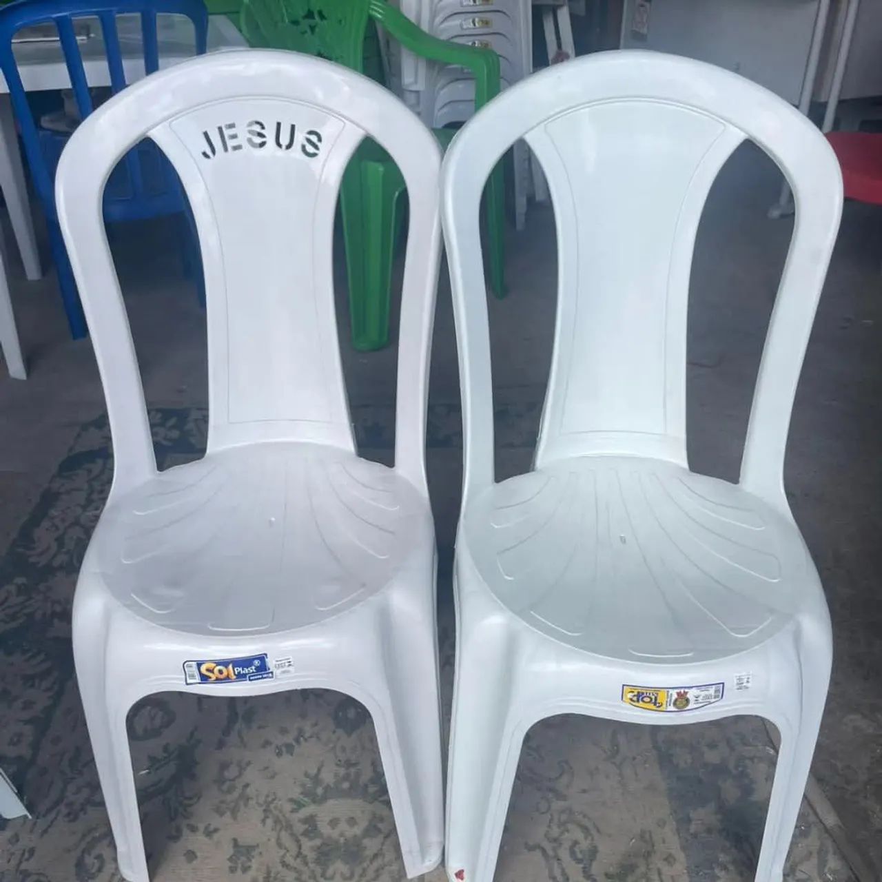 Cadeiras de Plástico Brancas - Perfeitas para Eventos64276680896897120