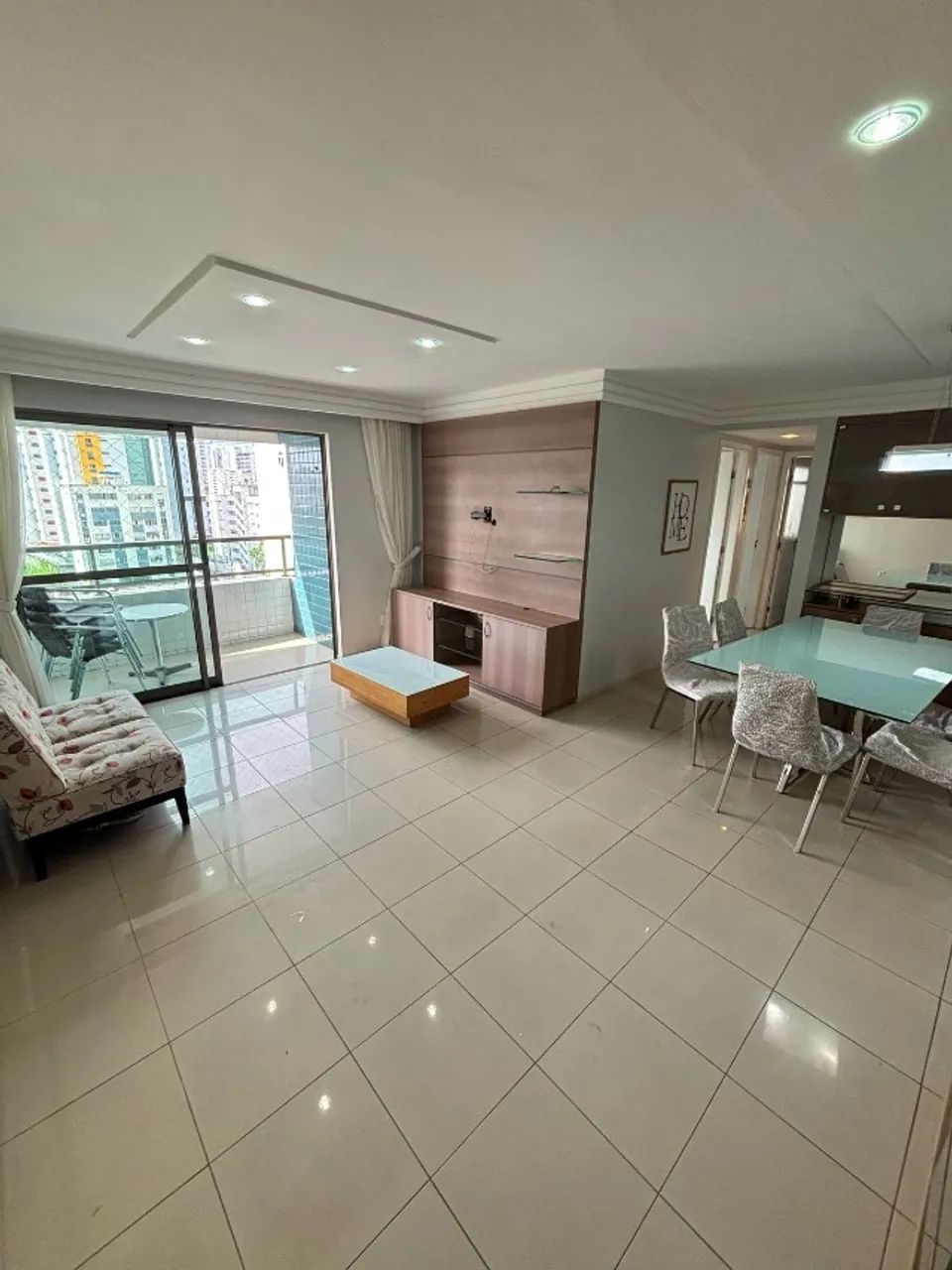 MRS - 03 Quartos, semi mobiliado, 100m², ventilado em Boa Viagem. 