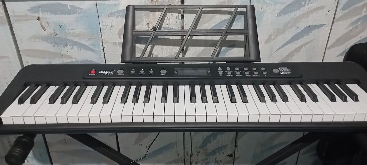Teclado KOBE KB-300 - teclas sensíveis 