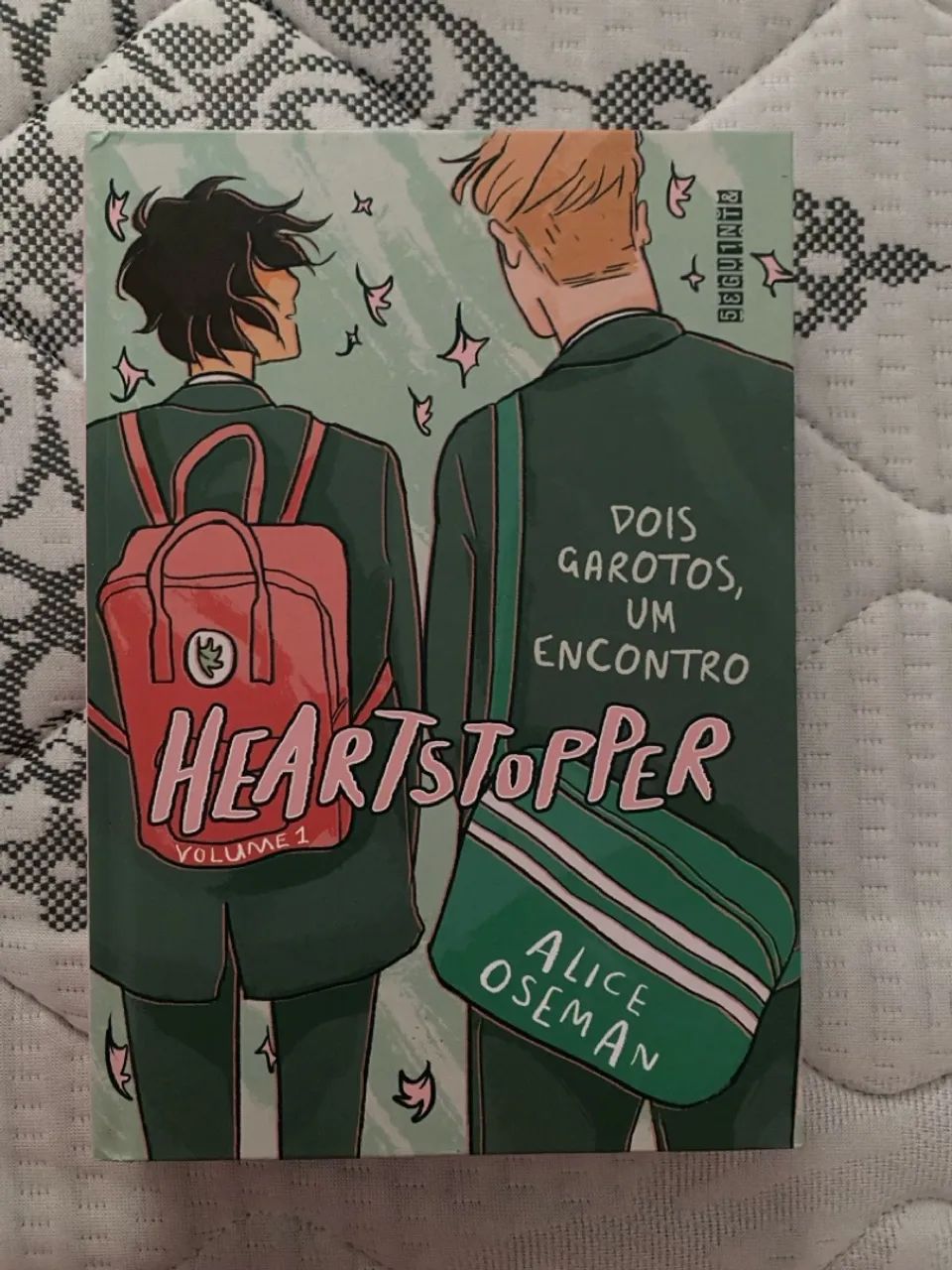 LIVRO HEARTSTOPPER