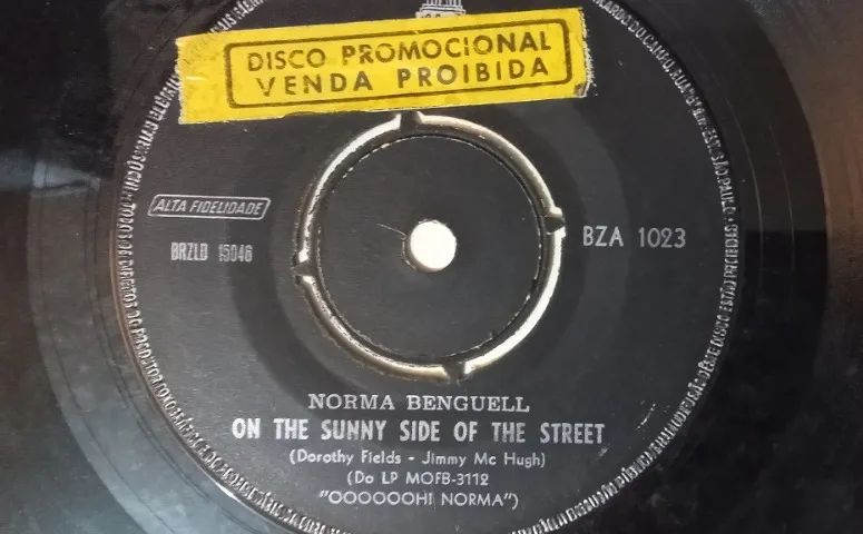 Disco de vinil da Norma Benguell - Anos 60 - Foto 3