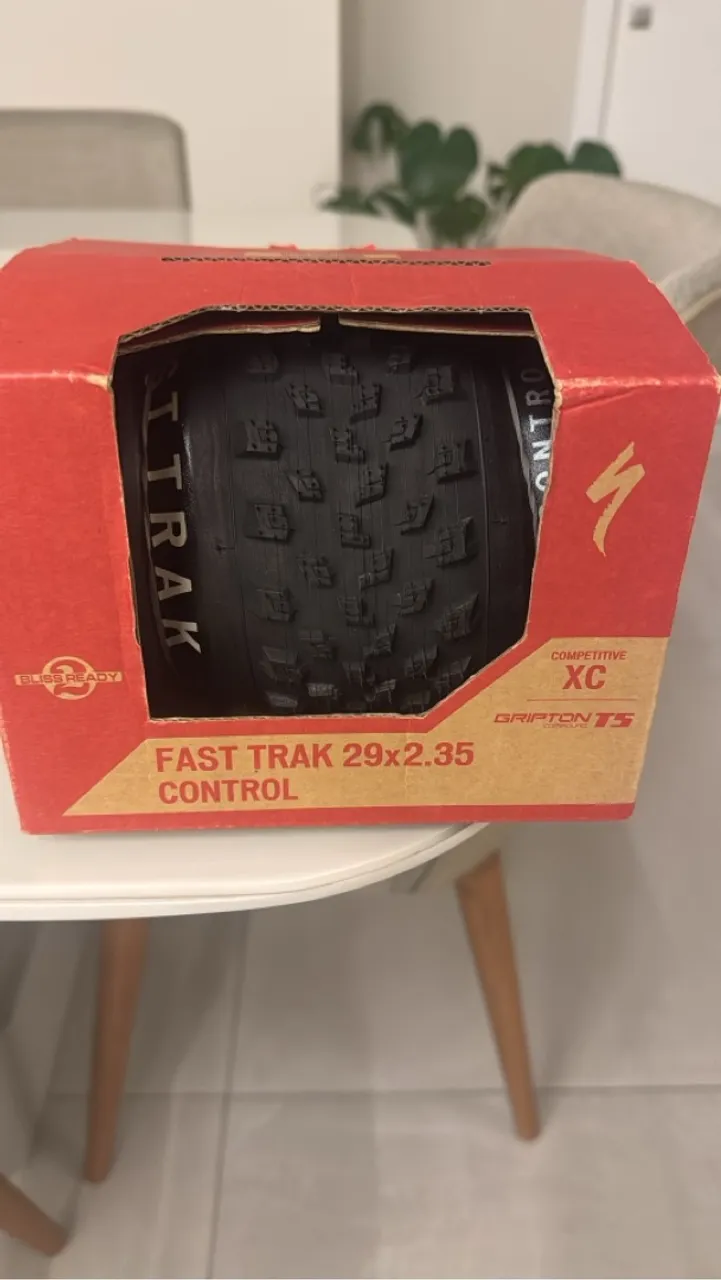 Pneu Specialized Fast Trak 29x2.35 Control
