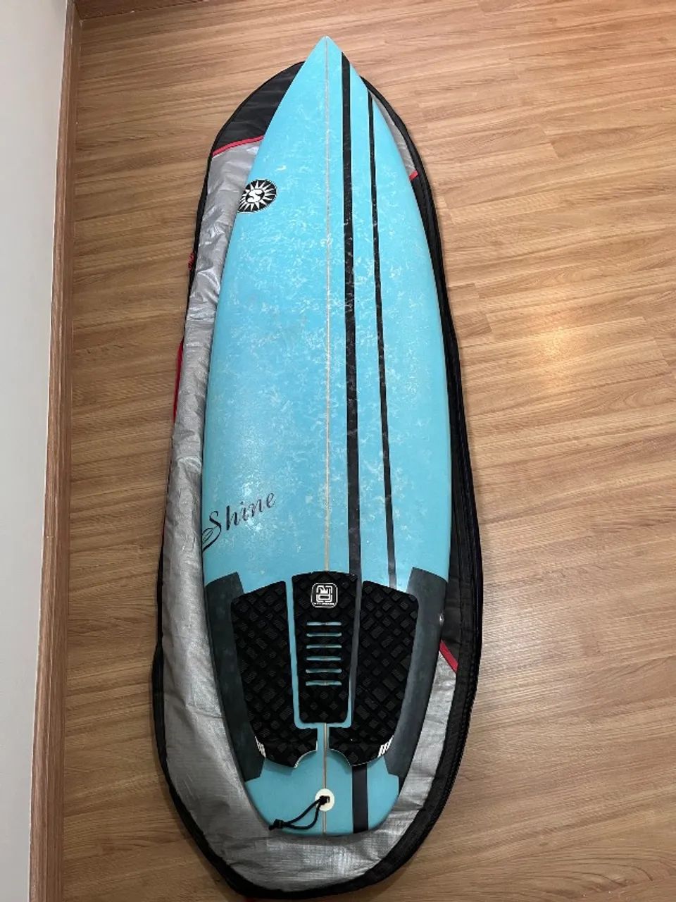 Prancha de Surf - Surf Shine com a capa 