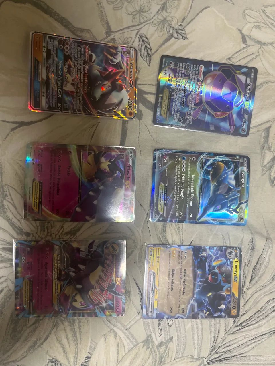 Cartas Pokémon tcg( vendo separada mande mensagem!!)