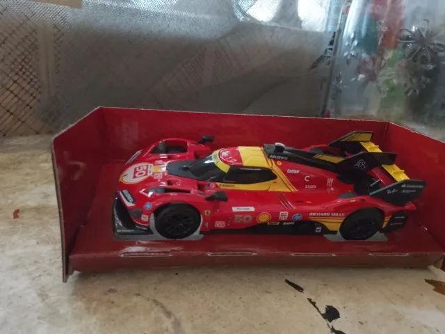 carro miniatura coleçao Shell  Ferrari movida a blue thooth   - Foto 2
