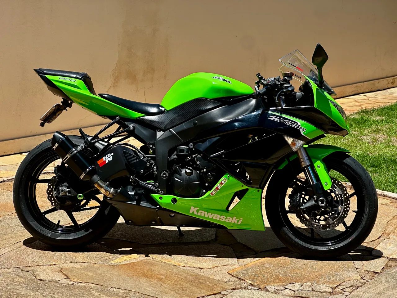 Kawasaki Zx-6r 600cc 2010 - 1457258887 | OLX