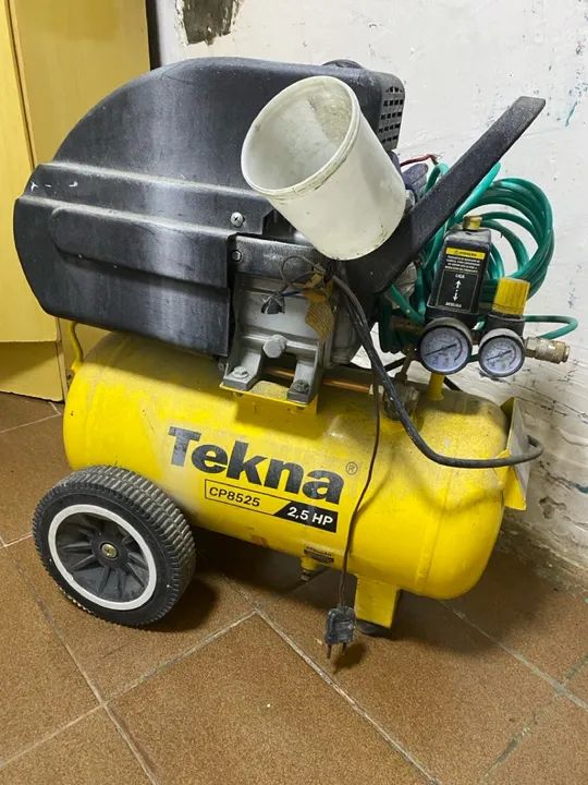 COMPRESSOR DE TINTA SEMINOVO 
